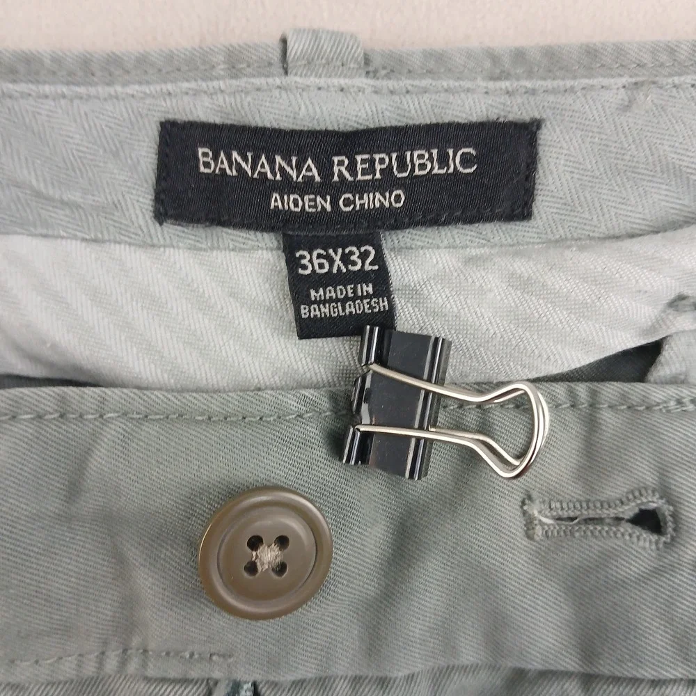 Banana Republic Aiden Chino 36x32 Mens Pants FLAWS Blue Camo **Actual 36x31 **